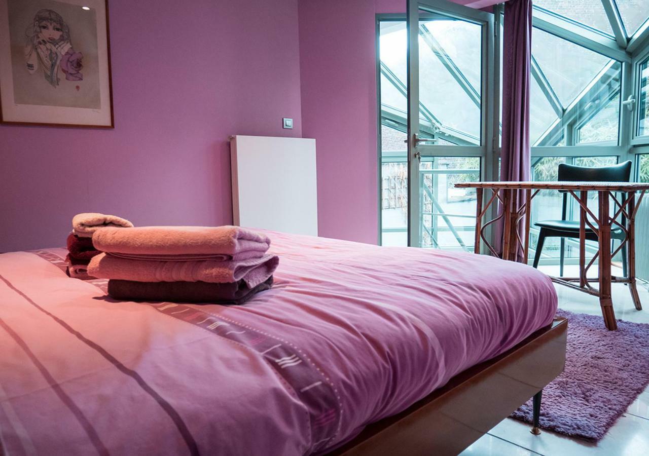 Couette-café Place Jourdan 3*